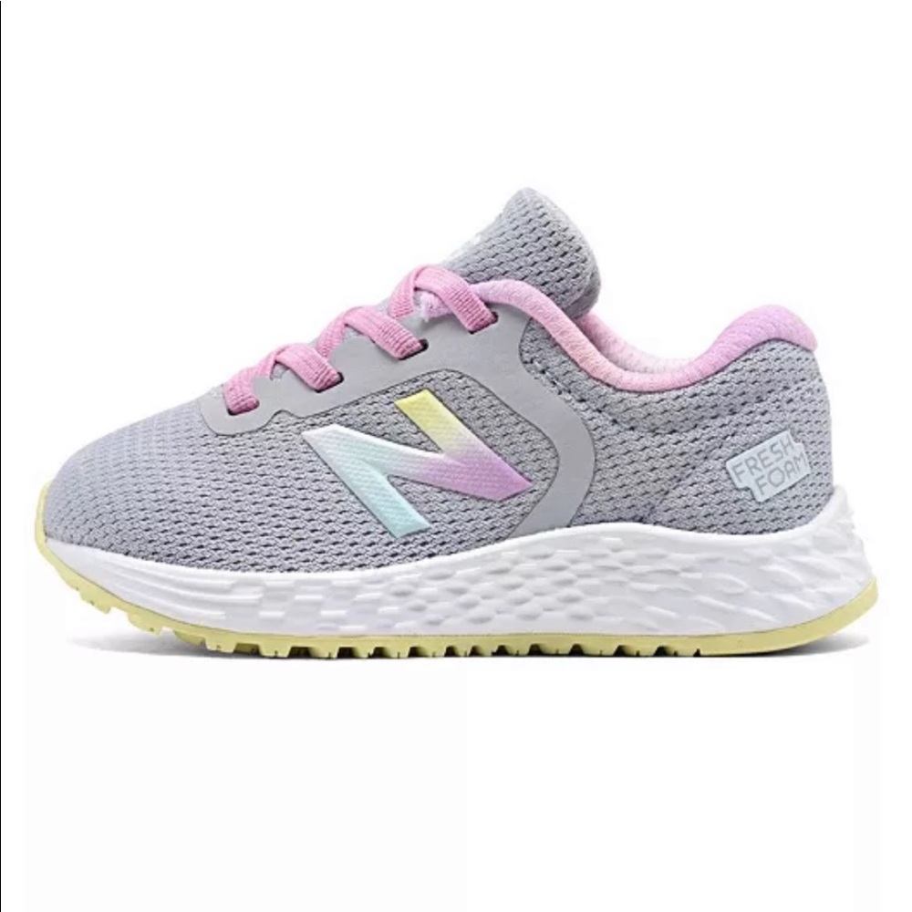 New Balance Toddler size 6 girls arish v2 running sneakers from finish line